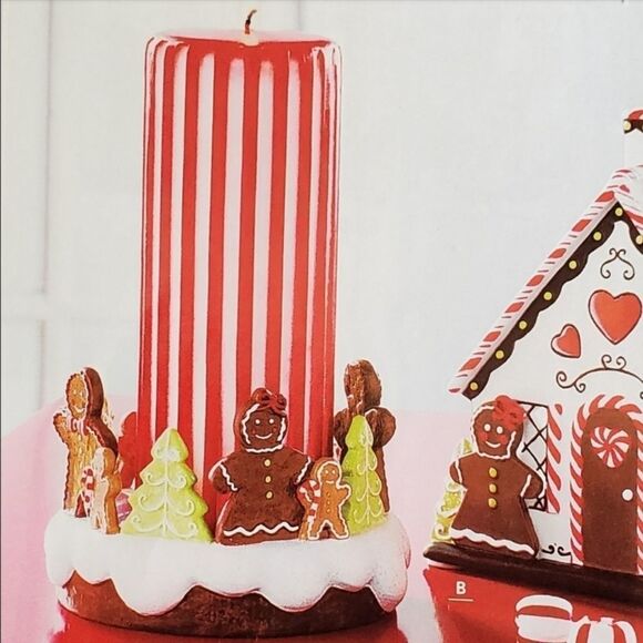 ⛱️NIB RETIRED PartyLite Peppermint Delight Pillar Candle Holder & Candle - Picture 1 of 11